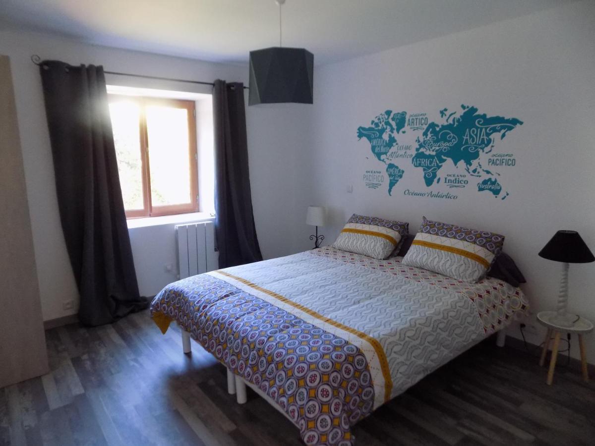 Au Vieux Four Bed & Breakfast Ambert Ngoại thất bức ảnh